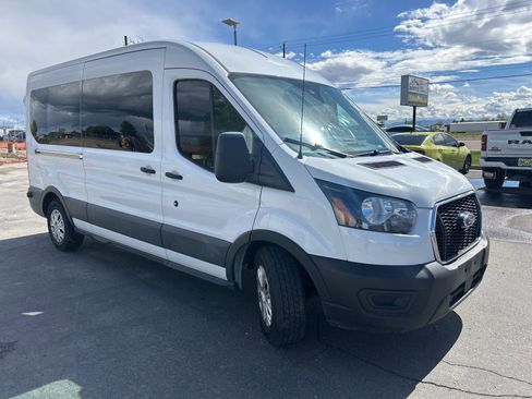 Used 2017 Ford Transit 350 XLT image 16