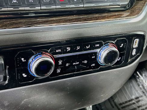 Certified 2025 GMC Sierra 1500 Elevation AWD/4WD image 15