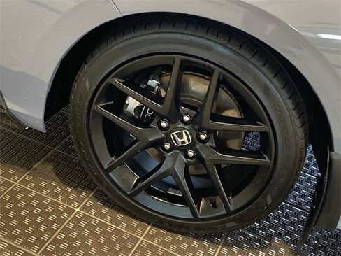 Used 2024 Honda Civic Si image 8