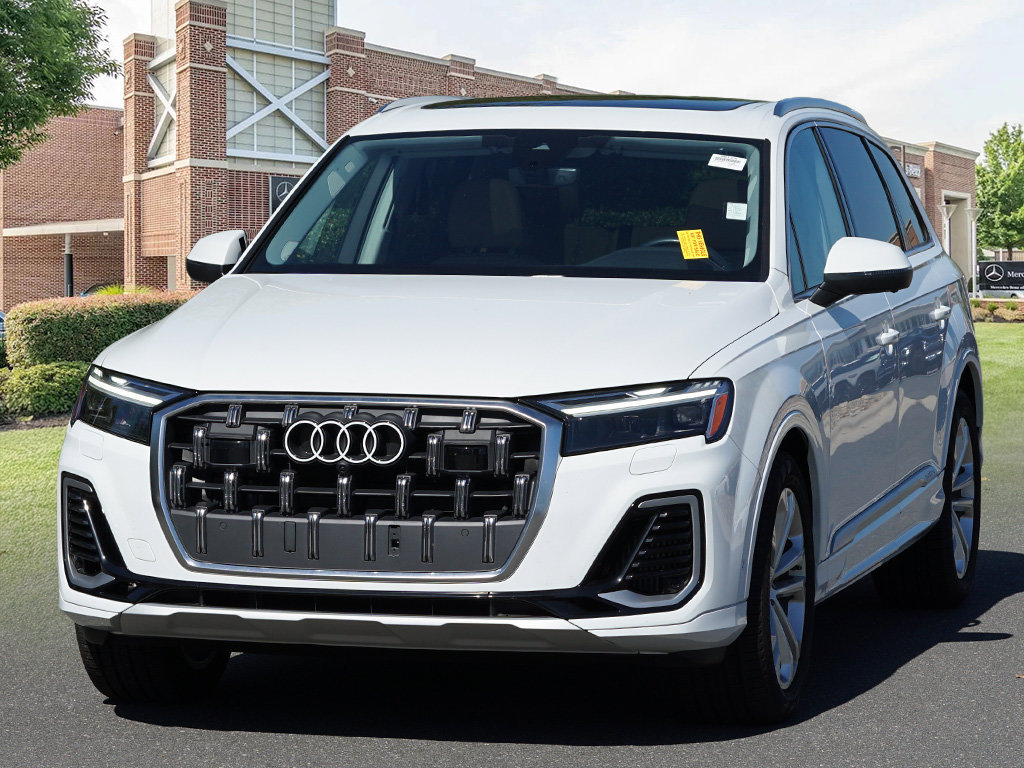 Used 2026 Audi Q7 3.0T Premium Plus AWD/4WD image 4