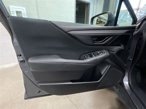 Used 2023 Subaru Outback AWD/4WD image 10