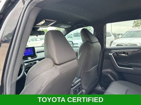 Used 2025 Toyota RAV4 SE AWD/4WD image 25