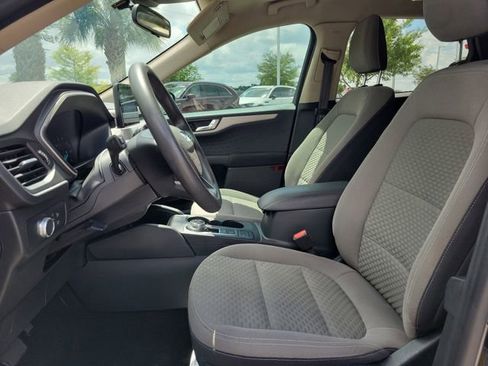 Used 2020 Ford Escape SE FWD image 18