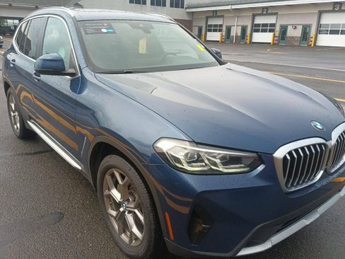 Used 2022 BMW X3 xDrive30i w/ Premium Package 2 (ZPA) AWD/4WD image 3