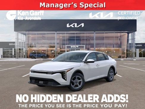 Certified 2025 Kia K4 FWD image 1