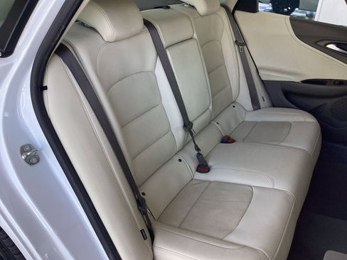 Used 2024 Chevrolet Malibu LT image 20