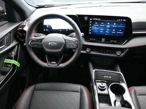 New 2026 Chevrolet Equinox RS image 24