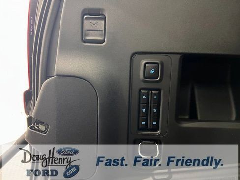 New 2025 Ford Expedition Active image 36