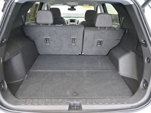 Used 2024 Chevrolet Equinox LT FWD image 27