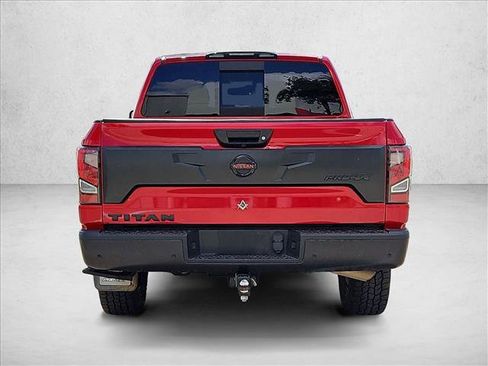 Used 2021 Nissan Titan PRO-4X w/ Pro-4x Convenience Package AWD/4WD image 6