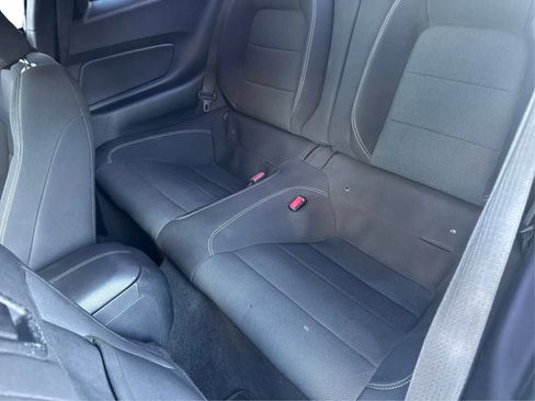 Used 2017 Ford Mustang Coupe RWD image 10