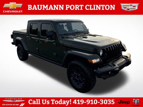 Used 2023 Jeep Gladiator Sport AWD/4WD image 1