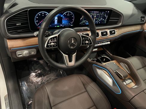 Used 2022 Mercedes-Benz GLS 450 4MATIC image 14