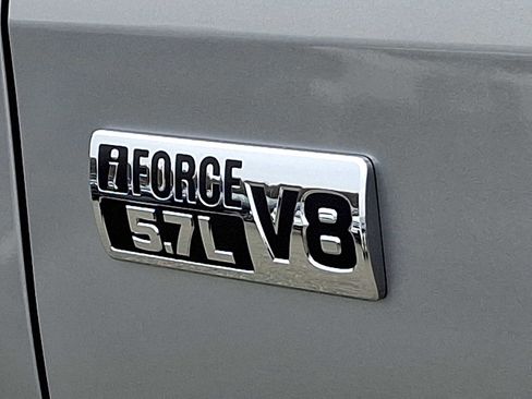 Used 2018 Toyota Tundra SR5 image 34