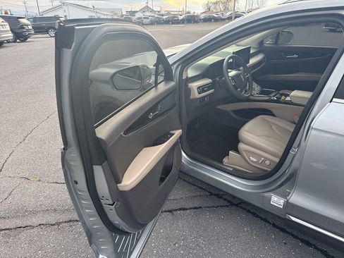 Certified 2023 Lincoln Nautilus AWD image 14