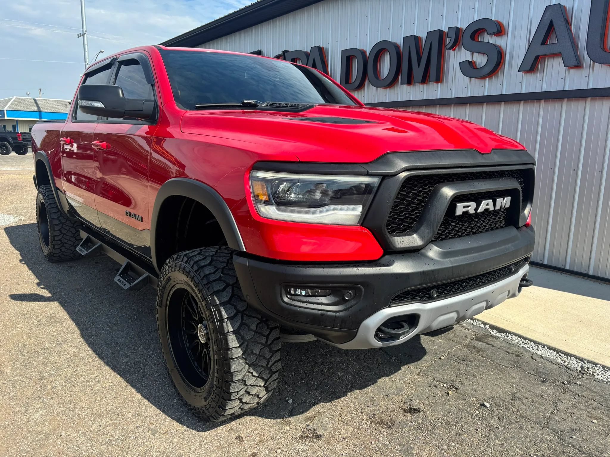 Used 2019 RAM 1500 Rebel w/ Rebel Level 1 Equipment Group AWD/4WD image 4