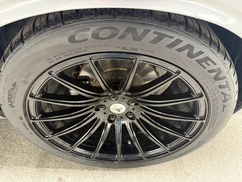 Used 2014 Dodge Challenger R/T image 8