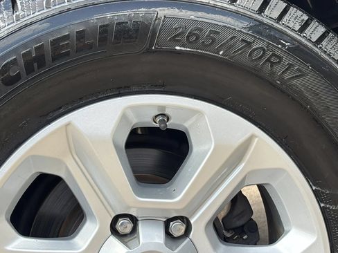 Used 2016 Toyota 4Runner SR5 RWD image 31
