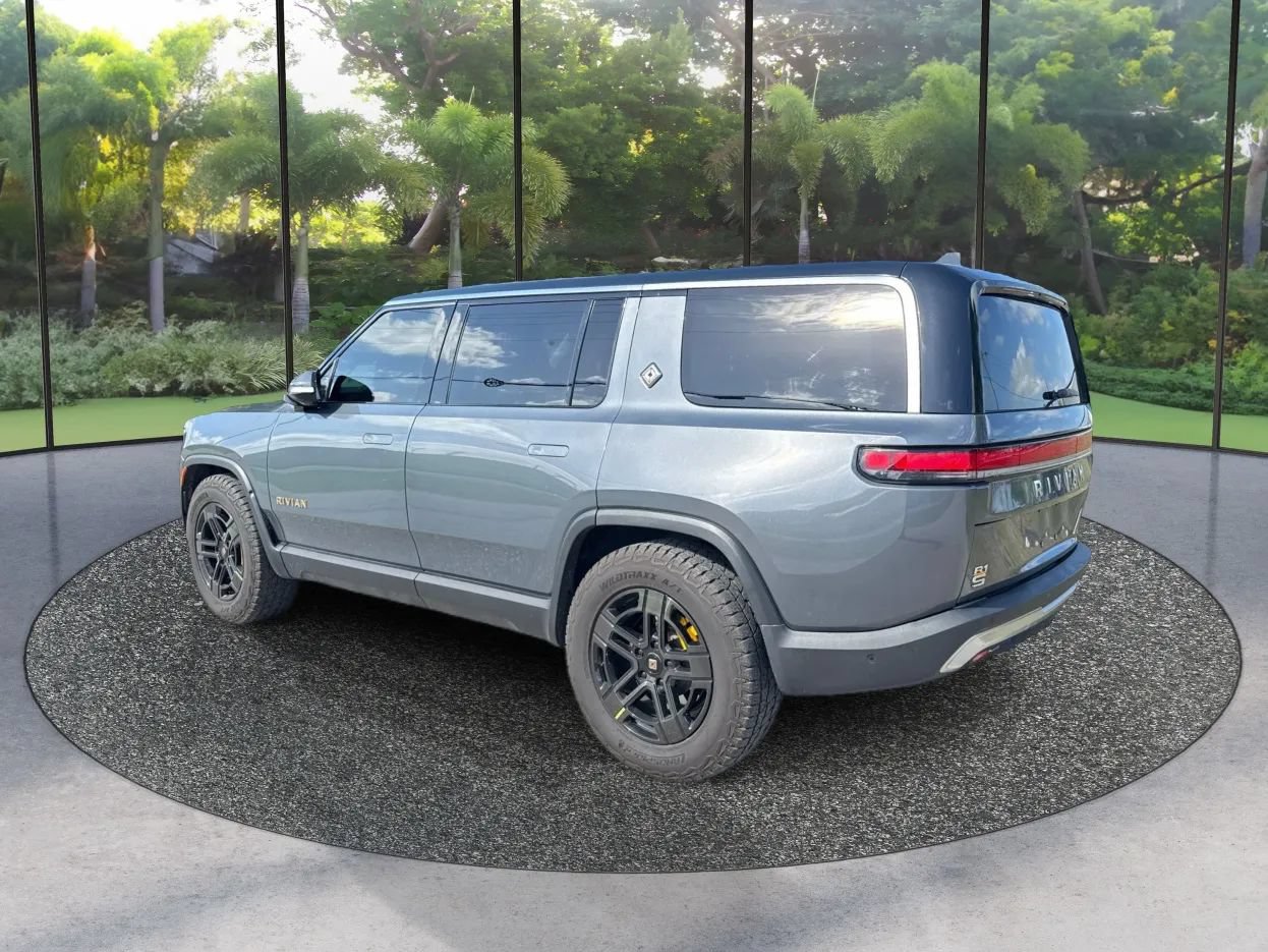 Used 2023 Rivian R1S Adventure Quad AWD/4WD image 7