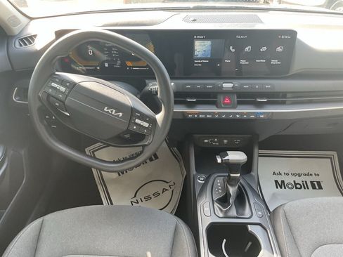 Used 2025 Kia K4 FWD image 11