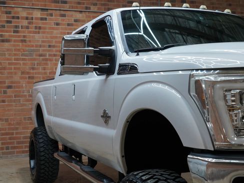 Used 2012 Ford F250 Lariat AWD/4WD image 23