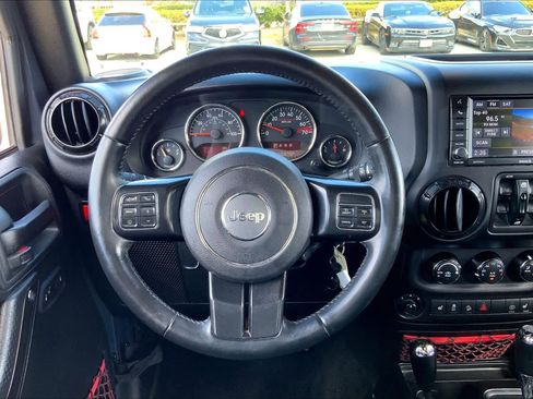 Used 2018 Jeep Wrangler Unlimited Rubicon image 6