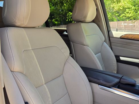 Used 2015 Mercedes-Benz ML 350 2WD image 30