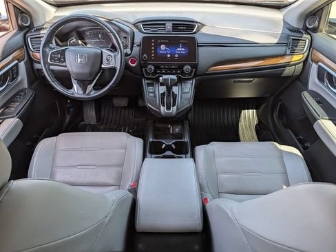 Used 2019 Honda CR-V Touring image 9