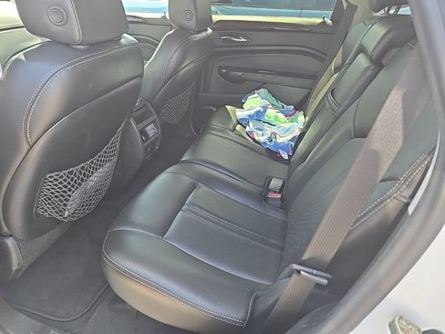 Used 2014 Cadillac SRX Performance FWD image 9