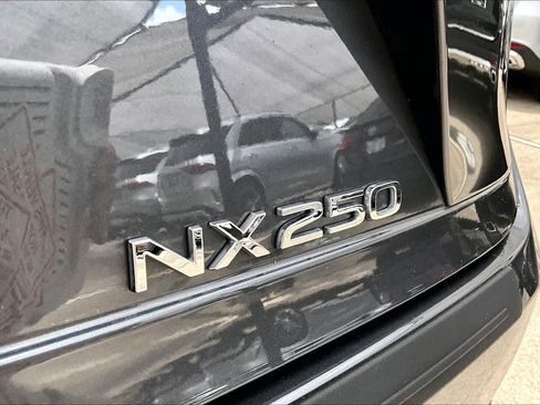 Used 2024 Lexus NX 250 FWD image 10
