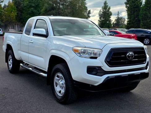 Used 2020 Toyota Tacoma SR w/ SR Convenience Package AWD/4WD image 1