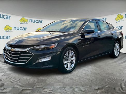 Used 2023 Chevrolet Malibu LT image 3