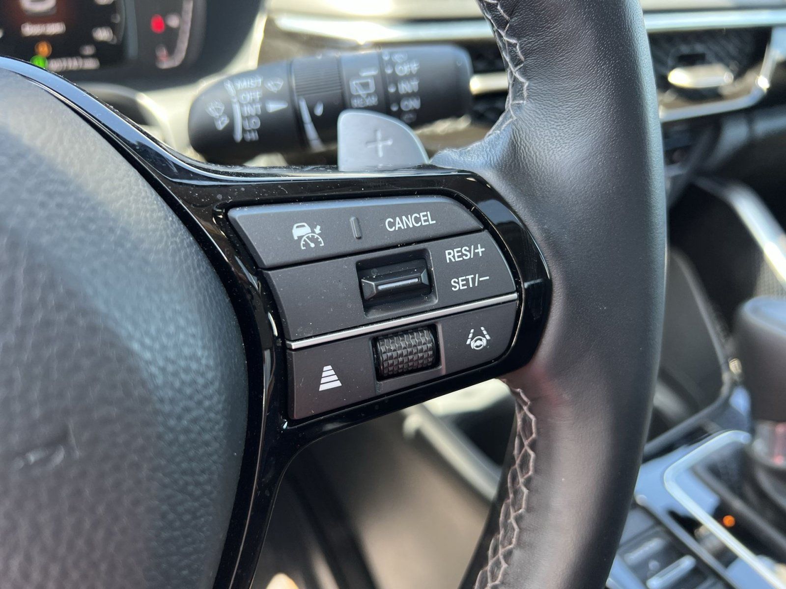 Certified 2025 Acura ADX FWD image 29