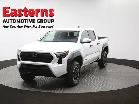 Used 2024 Toyota Tacoma TRD Off-Road AWD/4WD image 53