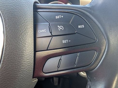 Used 2023 Dodge Charger SXT image 18