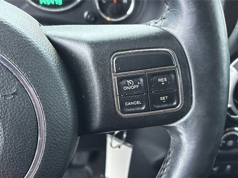 Used 2014 Jeep Wrangler Unlimited Sahara w/ Connectivity Group image 13