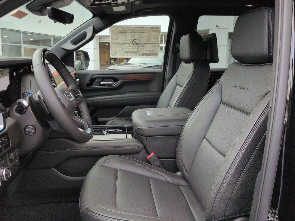 New 2026 GMC Yukon Denali w/ Advanced Technology Package AWD/4WD image 12