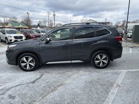 Used 2020 Subaru Forester Touring image 3