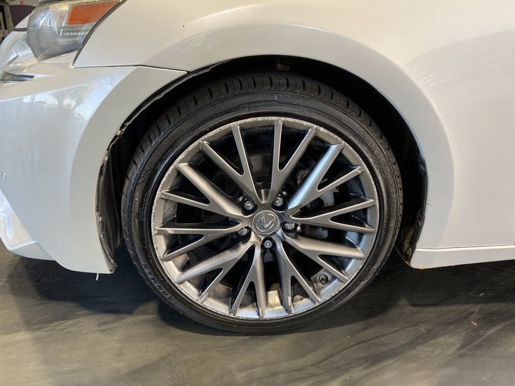 Used 2015 Lexus IS 250 w/ Navigation System Package RWD image 10