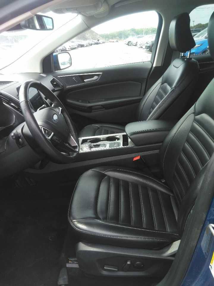 Used 2024 Ford Edge SEL AWD/4WD image 9