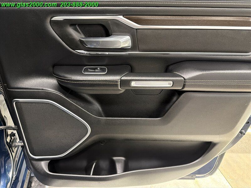 Used 2022 RAM 1500 Laramie AWD/4WD image 29