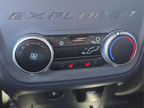 Used 2026 Ford Explorer ST AWD/4WD image 14