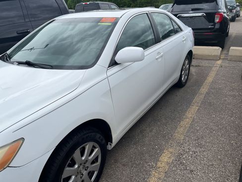 Used 2007 Toyota Camry XLE FWD image 6