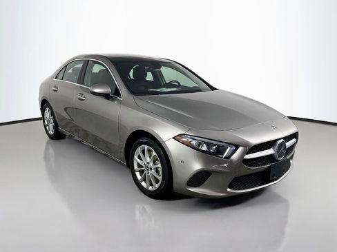Used 2019 Mercedes-Benz A 220 4MATIC image 7