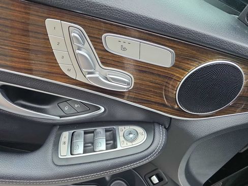 Used 2018 Mercedes-Benz C 300 4MATIC Sedan image 17