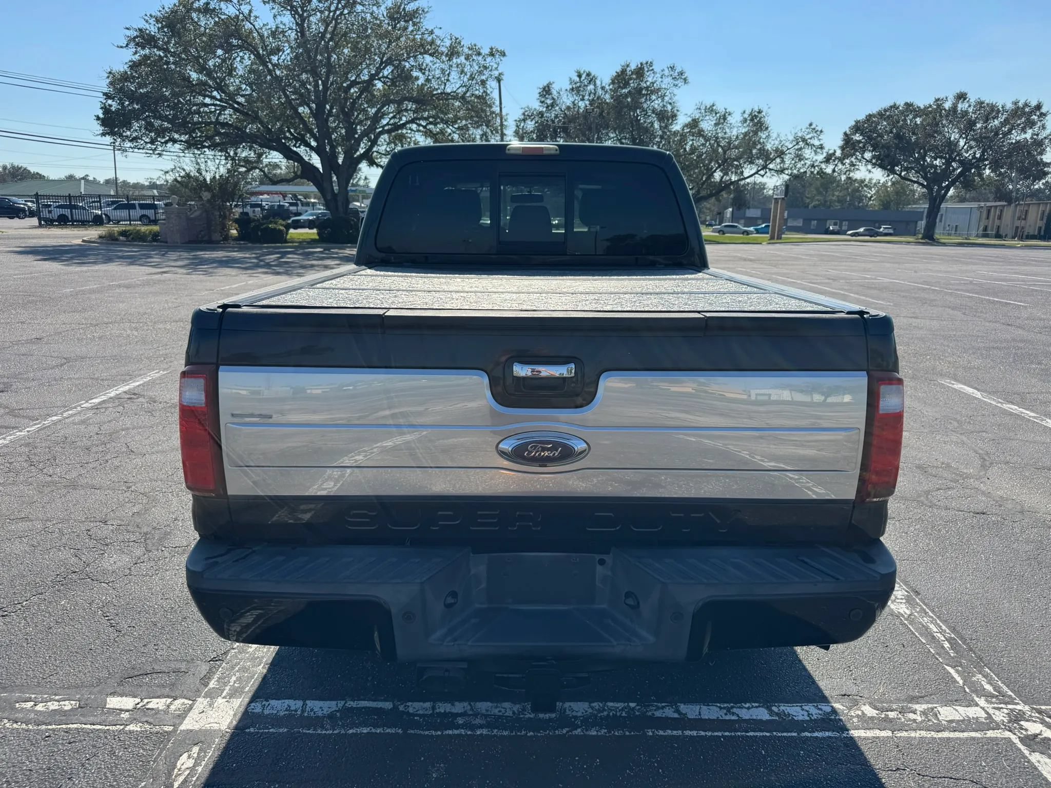 Used 2015 Ford F250 Platinum w/ FX4 Off-Road Package AWD/4WD image 7