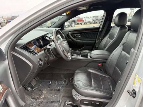 Used 2015 Ford Taurus Limited image 9