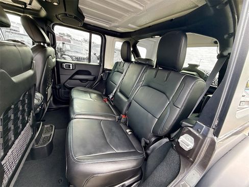 Used 2022 Jeep Wrangler Unlimited Rubicon 4xe w/ Cold Weather Group image 27