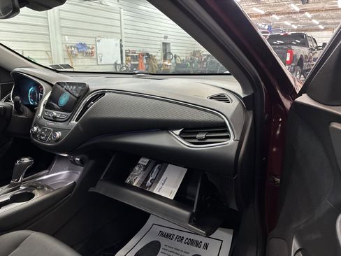 Used 2016 Chevrolet Malibu LT image 31