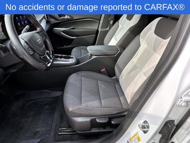 Certified 2024 Chevrolet Trax RS w/ Driver Confidence Package FWD image 18